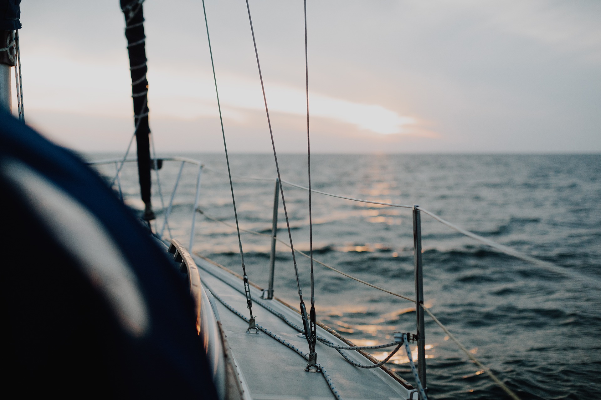 sea sailing- retire early